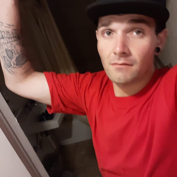 Meet your Posher, Mitchell - Picture 1 of 1